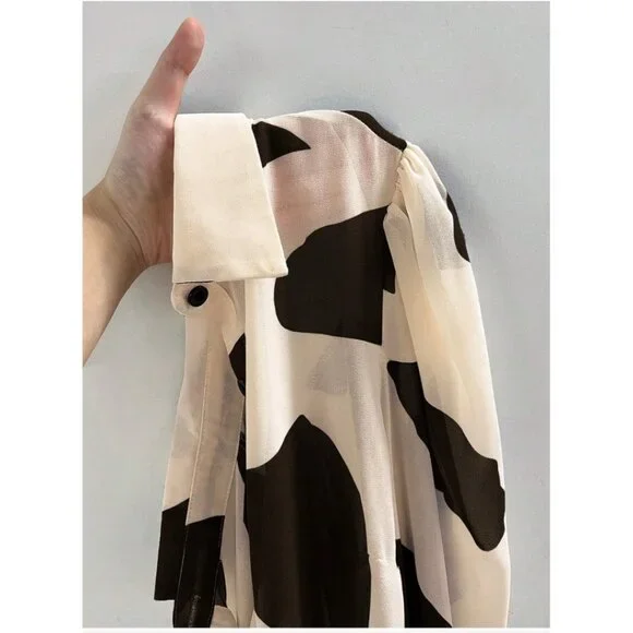 Geo Print Semi Sheer Blouse - Picture 5 of 10